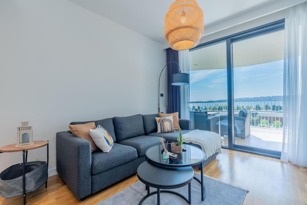 Golden Stones House Sea And Lake View Istanbul Ngoại thất bức ảnh